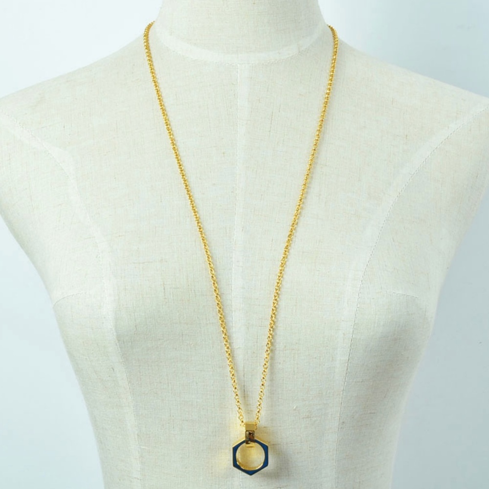 NEW India Hicks Hexagon House Pendant Necklace - Picture 8 of 8